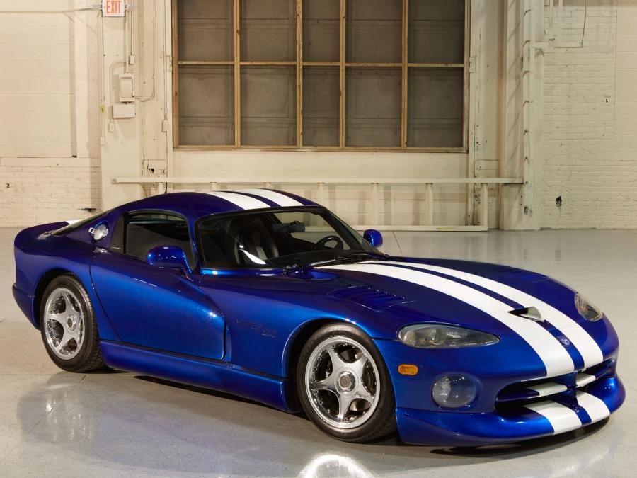  Dodge Viper GTS Concept 1993 года  (фото 4 из 8)